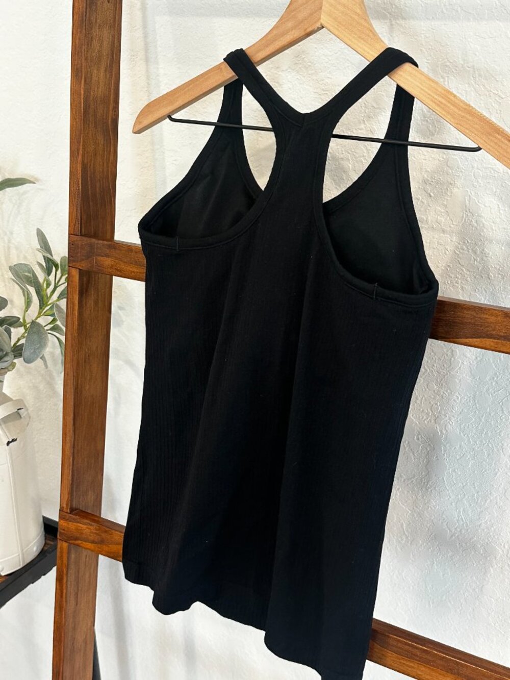 Black Ribbed Racerback Tank Built In Bra Medium - Picture 5 of 12
